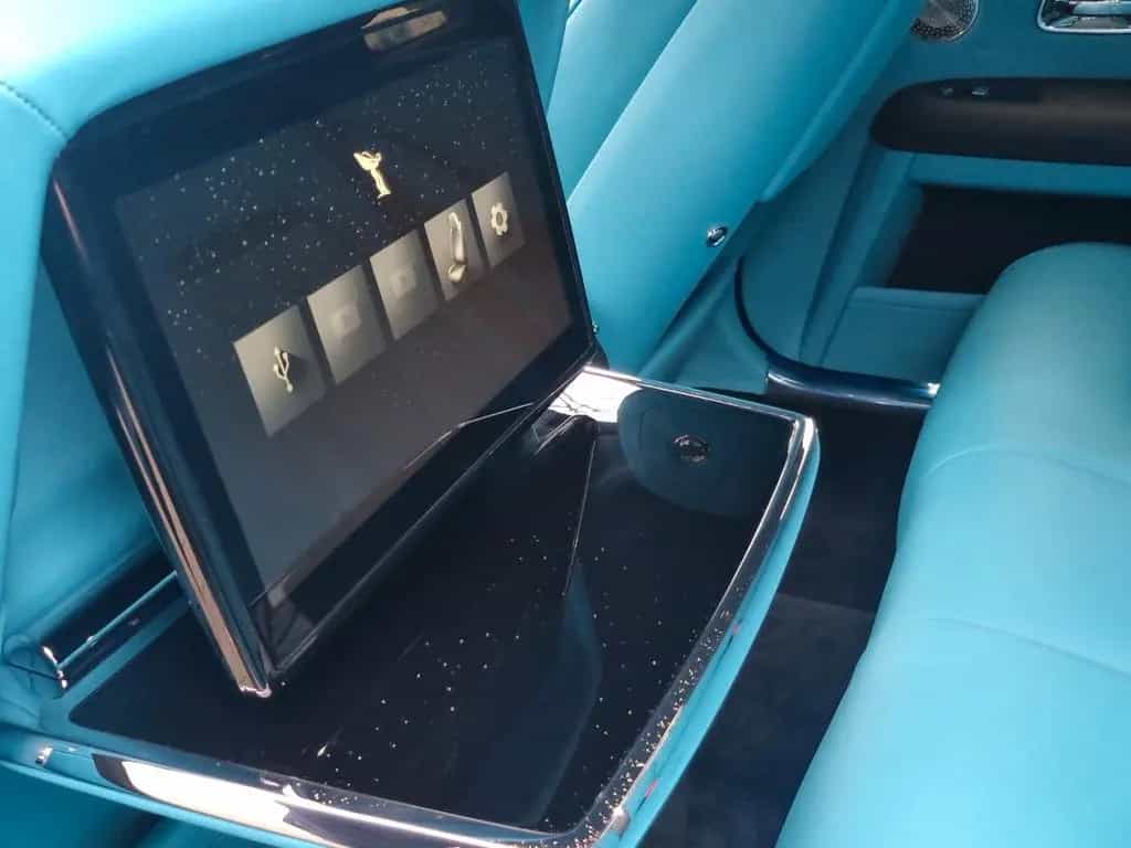 Rolls-Royce Ghost 2026 09/2025-photo-14