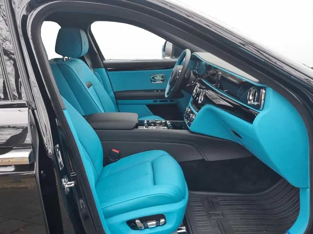 Rolls-Royce Ghost 2026 09/2025-photo-8