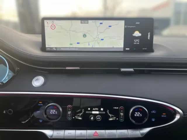 Genesis GV70 Sport 4WD AD Memory Sitze LED ACC El. Heckk 11/2024-photo-8