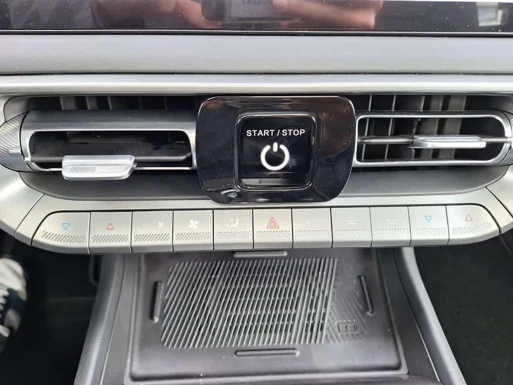BAIC BJ40 4 WD, Pano, Leder, 360 Kamera null-photo-13