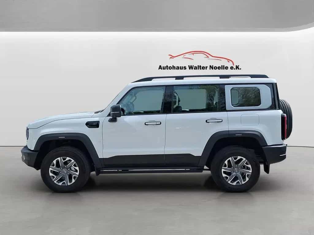 BAIC BJ40 4 WD, Pano, Leder, 360 Kamera null-photo-2