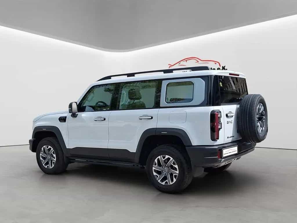 BAIC BJ40 4 WD, Pano, Leder, 360 Kamera null-photo-3