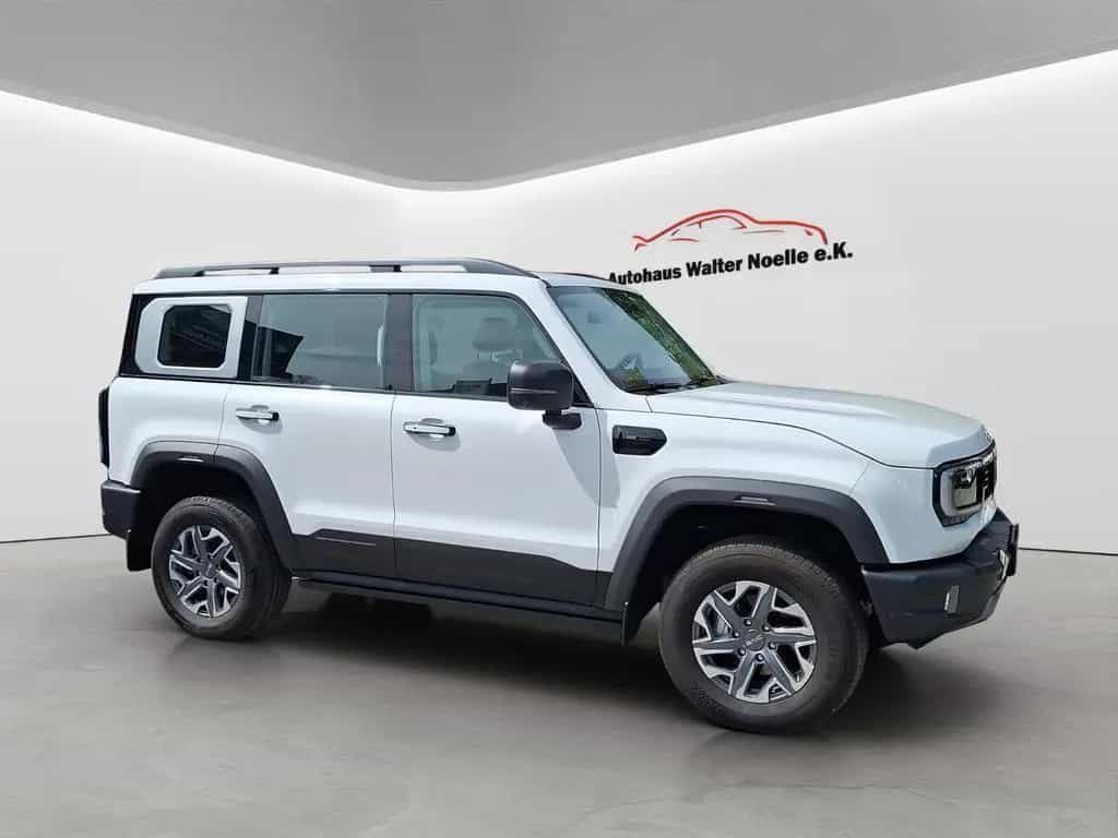 BAIC BJ40 4 WD, Pano, Leder, 360 Kamera null-photo-7