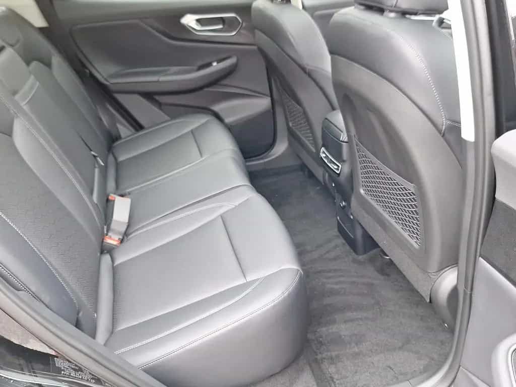 BAIC Beijing X75 1.5 T-GDI Pano,  7-Gang DCT Leder null-photo-15
