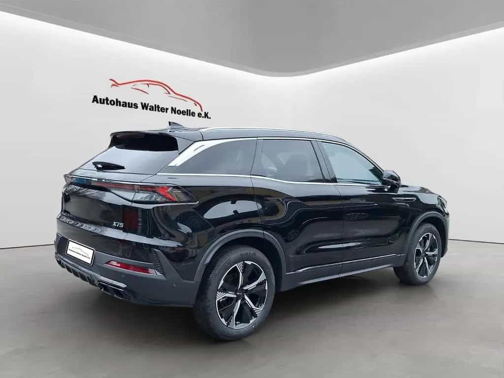 BAIC Beijing X75 1.5 T-GDI Pano,  7-Gang DCT Leder null-photo-4