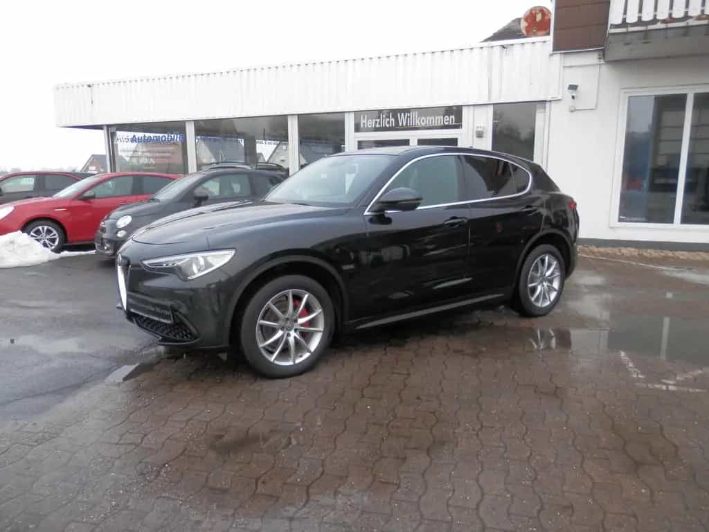 Alfa Romeo Stelvio Super Q4/erst54443km/Garantie 01/2018-photo-2