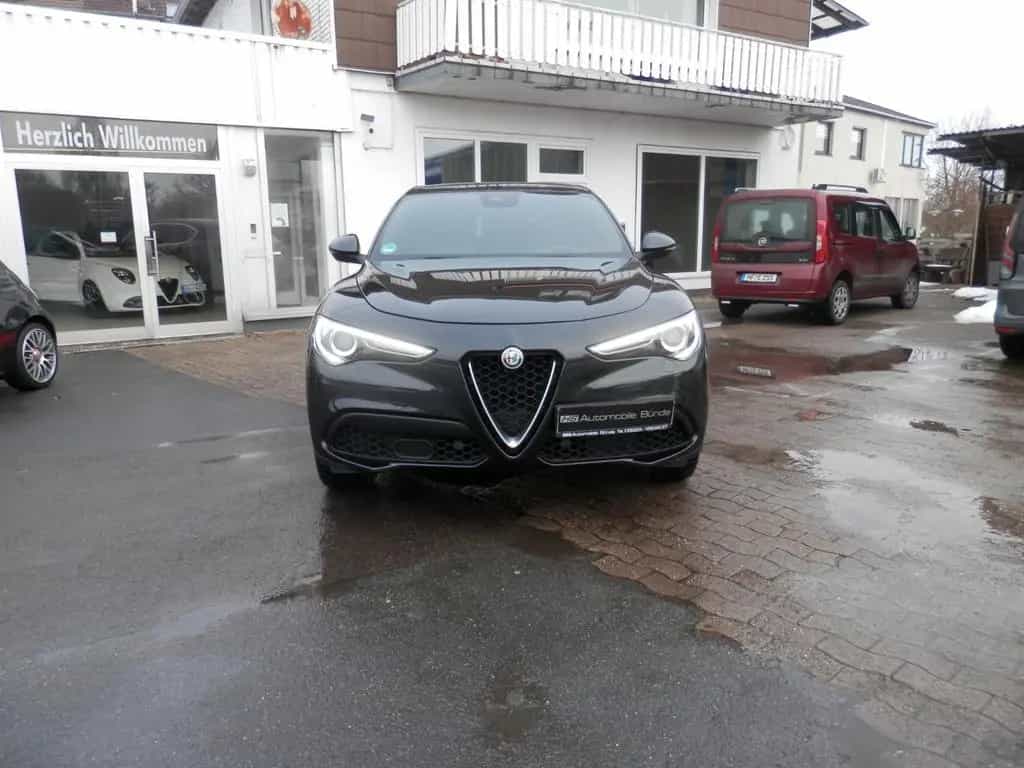 Alfa Romeo Stelvio Super Q4/erst54443km/Garantie 01/2018-photo-3