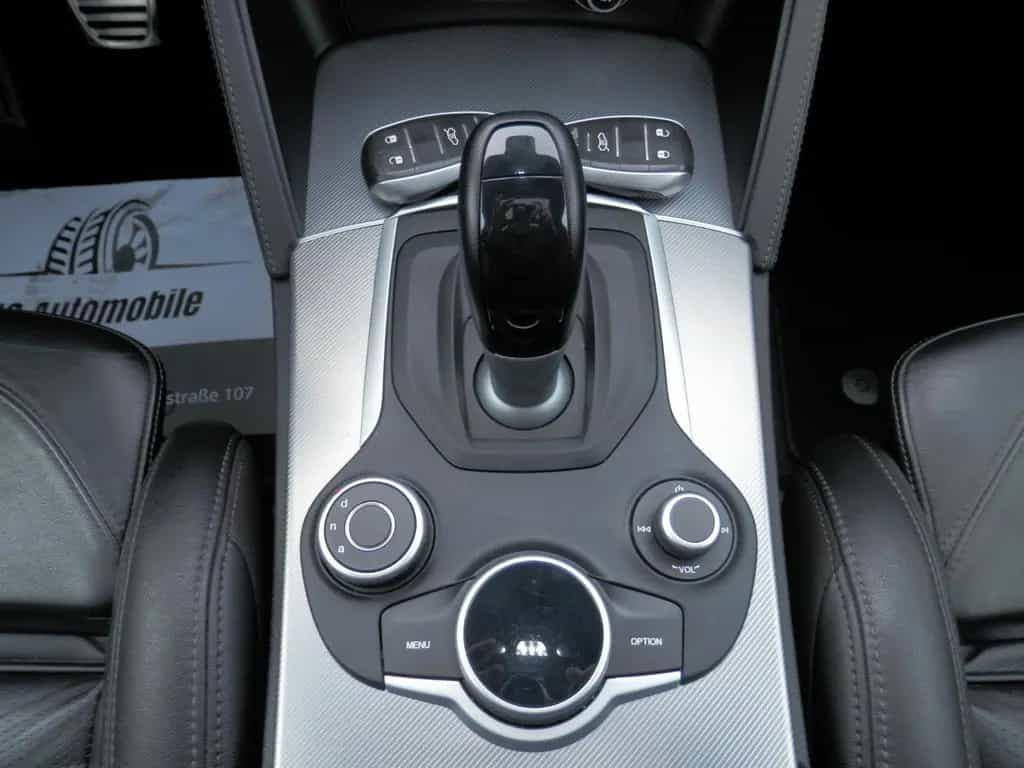 Alfa Romeo Stelvio Super Q4/erst54443km/Garantie 01/2018-photo-5