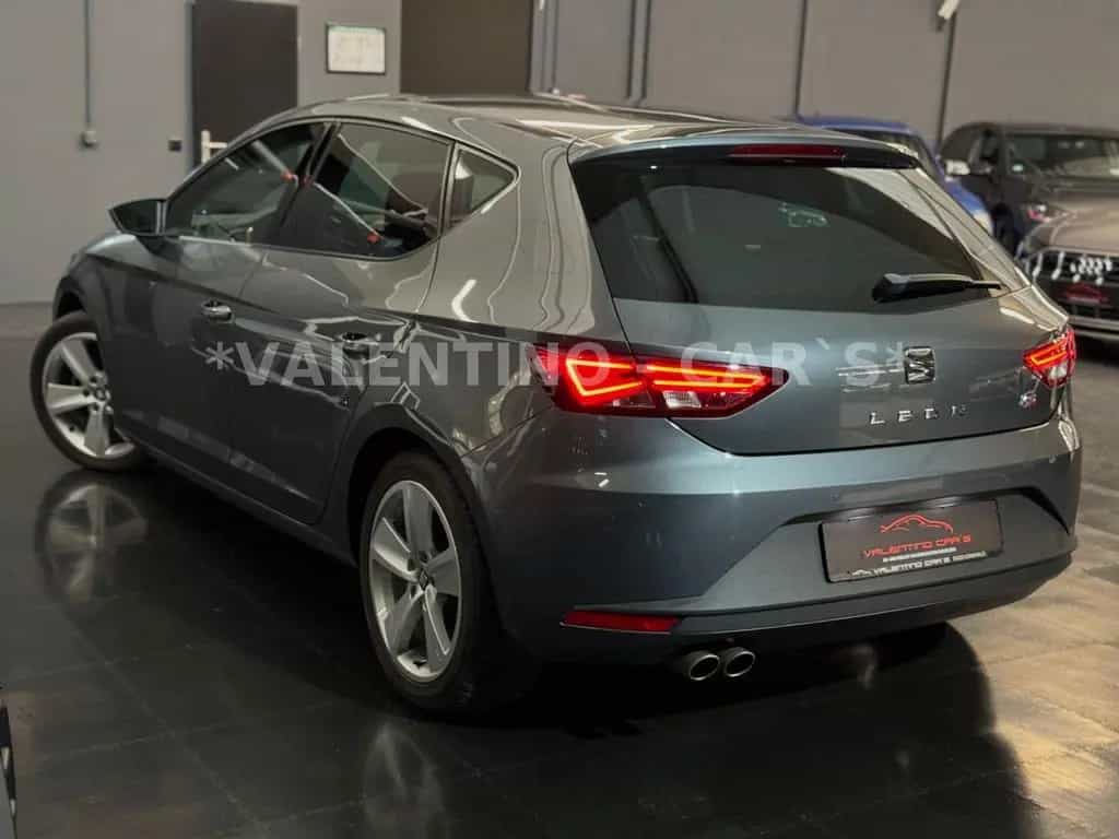 Seat Leon FR Lim. LED/Navi/Shz/Temp/PDC/Bremsassist 08/2015-photo-11