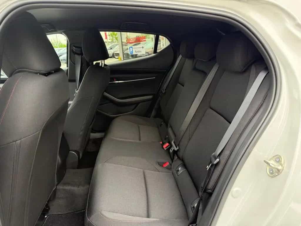 Mazda 3 2.0 (186PS) Autom. Homura Rückfahrk. Navi CarP 04/2026-photo-11