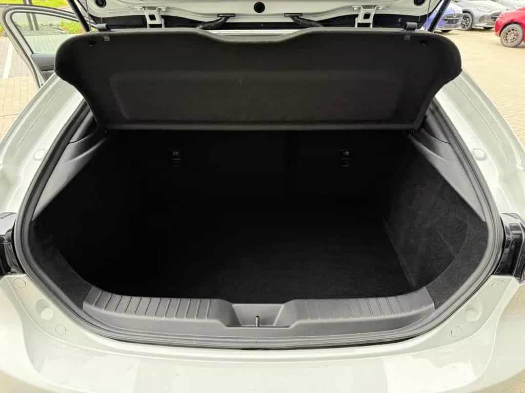 Mazda 3 2.0 (186PS) Autom. Homura Rückfahrk. Navi CarP 04/2026-photo-13