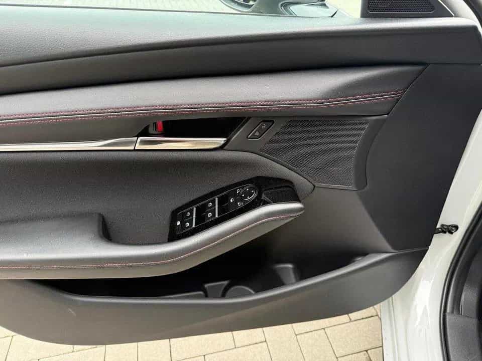Mazda 3 2.0 (186PS) Autom. Homura Rückfahrk. Navi CarP 04/2026-photo-14