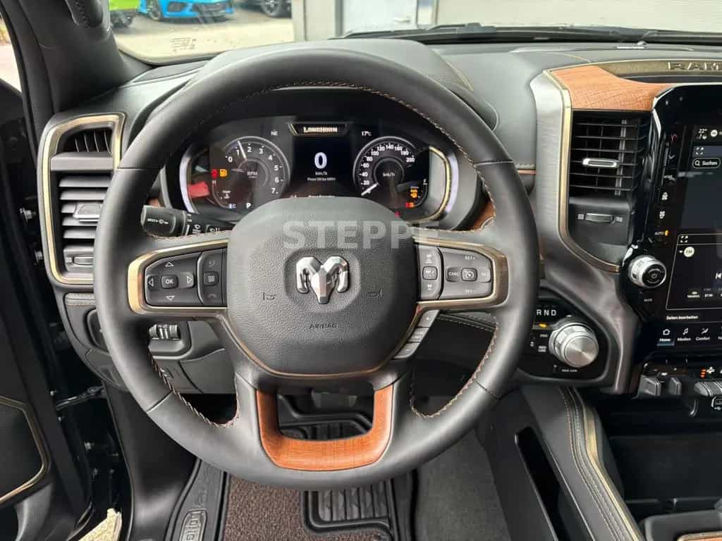 Dodge RAM 1500 5,7 V8 HEMI LONGHORN Luftfederung AHK 08/2025-photo-11