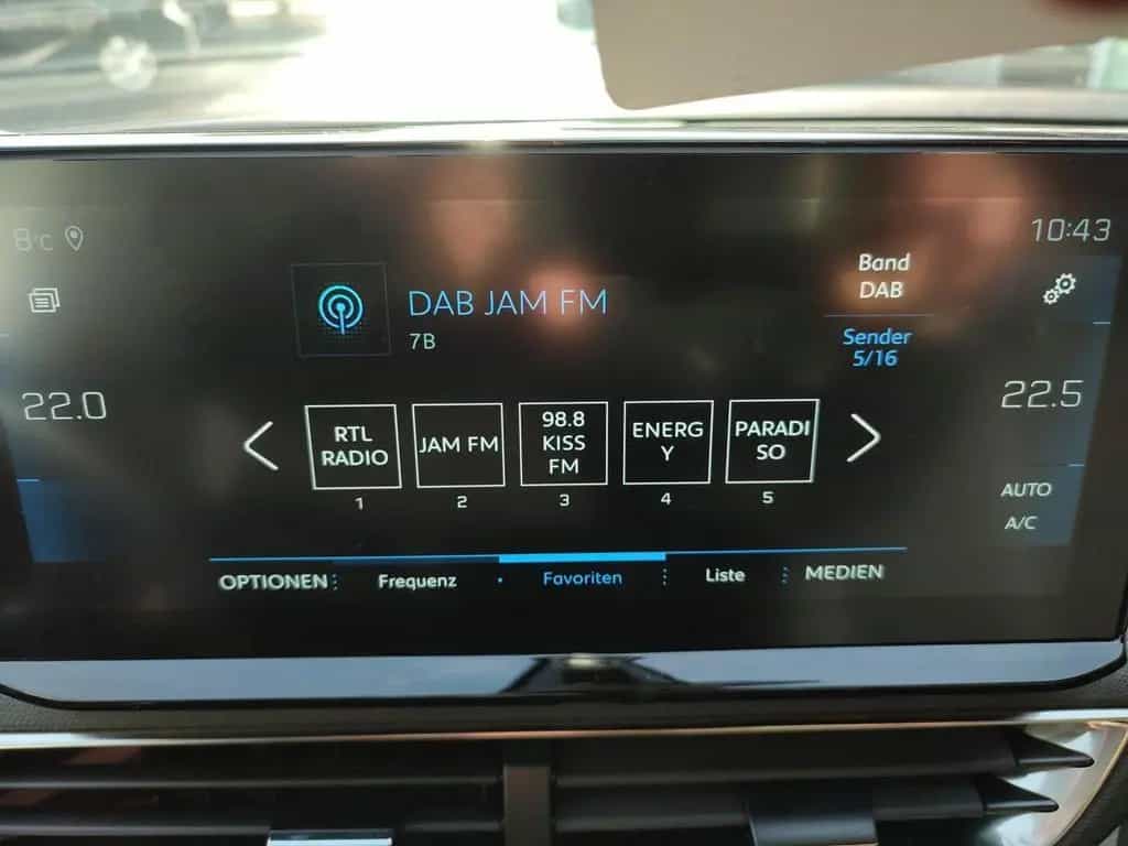 Peugeot 3008 GT LEDER*NAVI*FULL-LED*SITZHEIZUNG*EL.HECKK 08/2023-photo-14