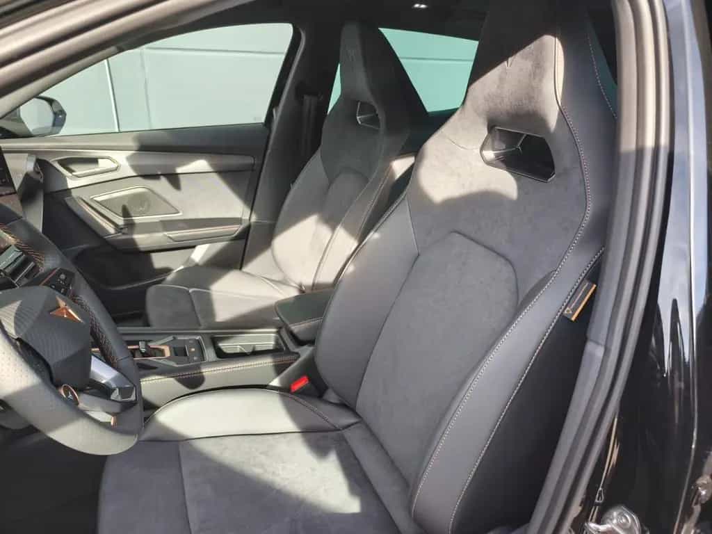 Cupra Formentor 333 VZ PANO HAILSTORM SENNHEISER 02/2026-photo-10