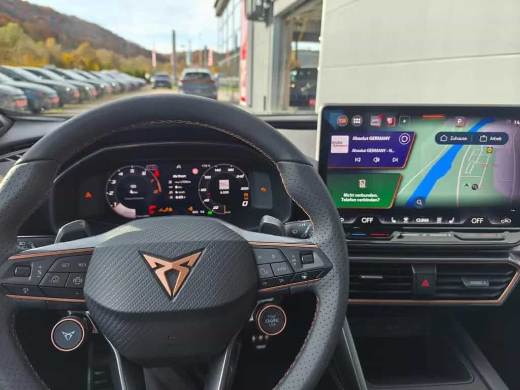 Cupra Formentor 333 VZ PANO HAILSTORM SENNHEISER 02/2026-photo-13