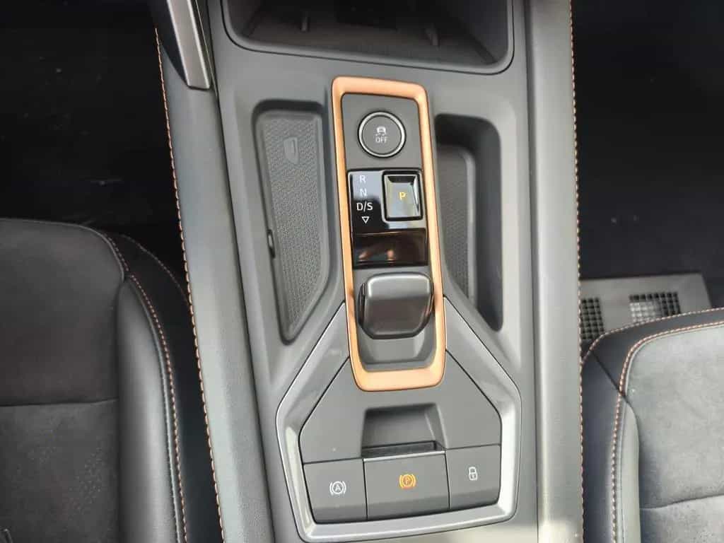 Cupra Formentor 333 VZ PANO HAILSTORM SENNHEISER 02/2026-photo-18