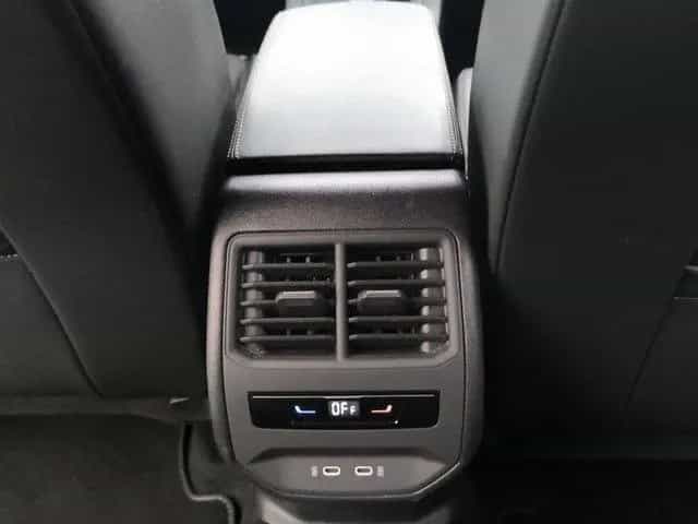 Cupra Formentor 2.0 TSI DSG VZ NAVI BEATS DCC ACC 19LM 11/2023-photo-17