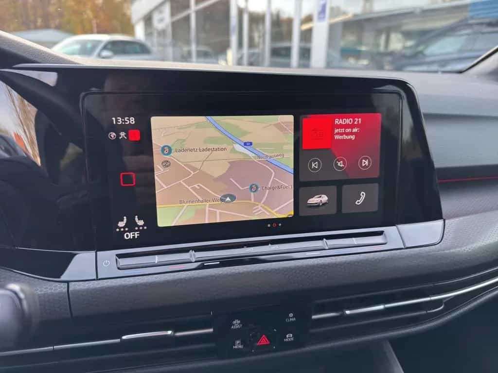 Volkswagen Golf GTI 2.0 TSI DSG  AHK Navi LED PDC LM Tempo 02/2021-photo-15