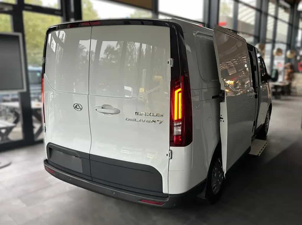 Maxus Deliver 7 Kasten L2H1 3,5t 2.0 TDCi 108 kW null-photo-3