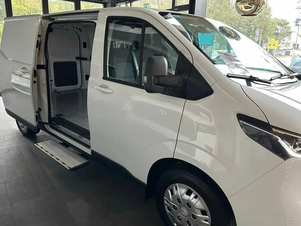 Maxus Deliver 7 Kasten L2H1 3,5t 2.0 TDCi 108 kW null-photo-6