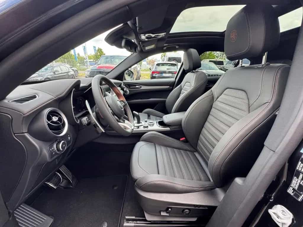 Alfa Romeo Stelvio Intensa Q4 Technopaket AHK-el. Navi Lede 02/2026-photo-17