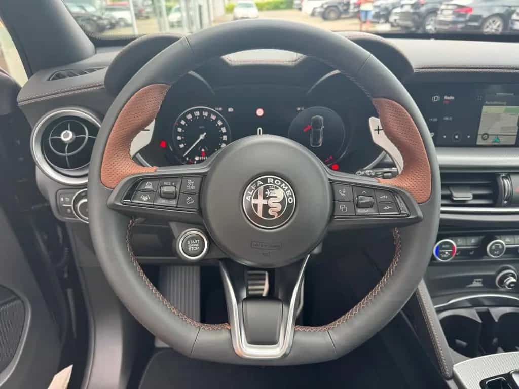 Alfa Romeo Stelvio Intensa Q4 Technopaket AHK-el. Navi Lede 02/2026-photo-18