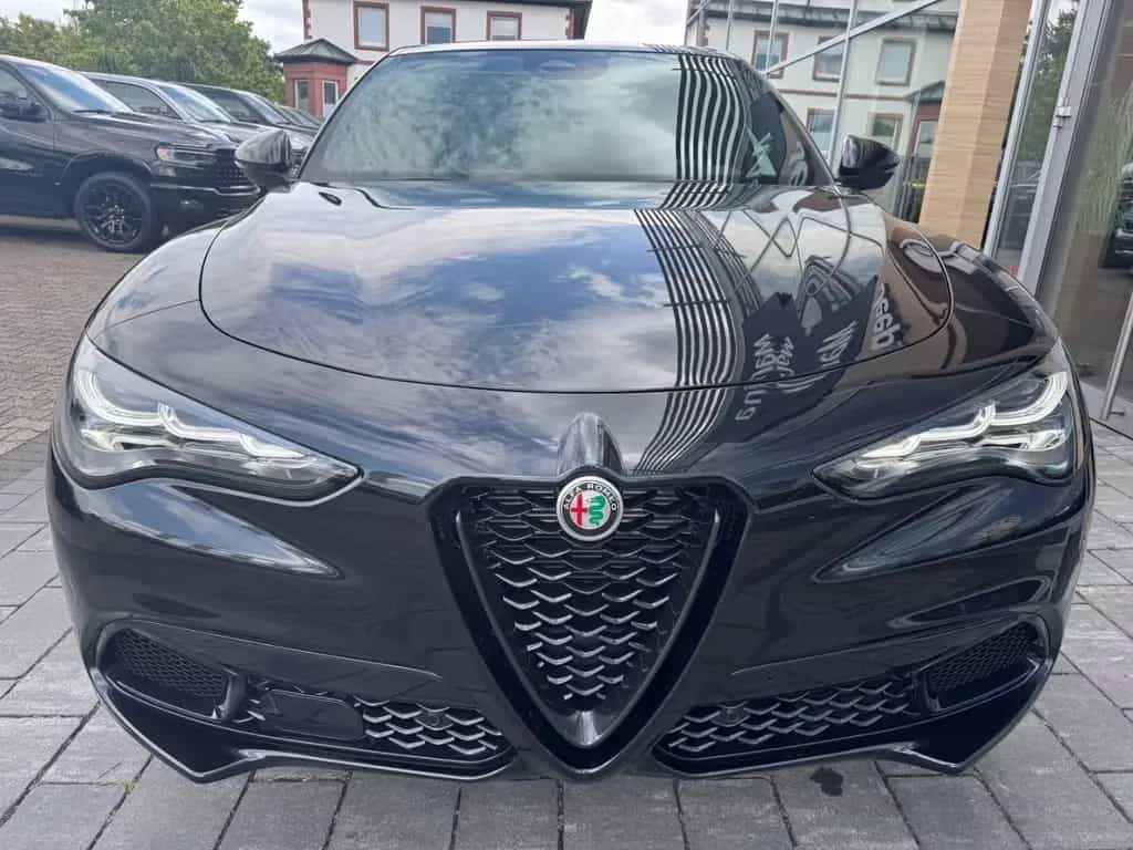 Alfa Romeo Stelvio Intensa Q4 Technopaket AHK-el. Navi Lede 02/2026-photo-2