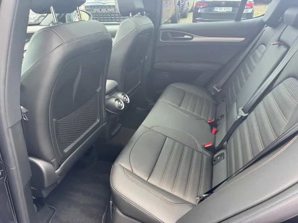 Alfa Romeo Stelvio Intensa Q4 Technopaket AHK-el. Navi Lede 02/2026-photo-22