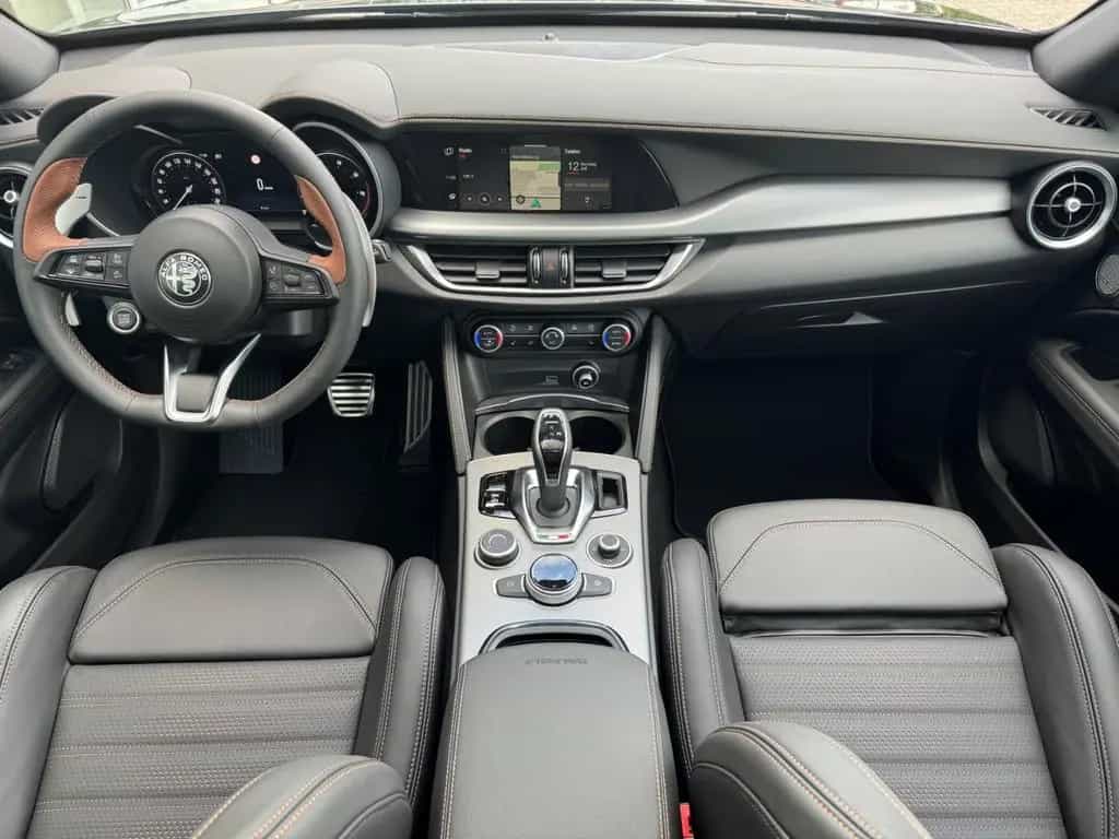 Alfa Romeo Stelvio Intensa Q4 Technopaket AHK-el. Navi Lede 02/2026-photo-26