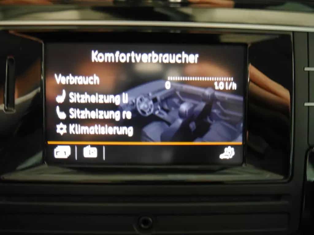 Volkswagen Passat Lim. Highline*DAB*Alcantar* 10/2015-photo-12