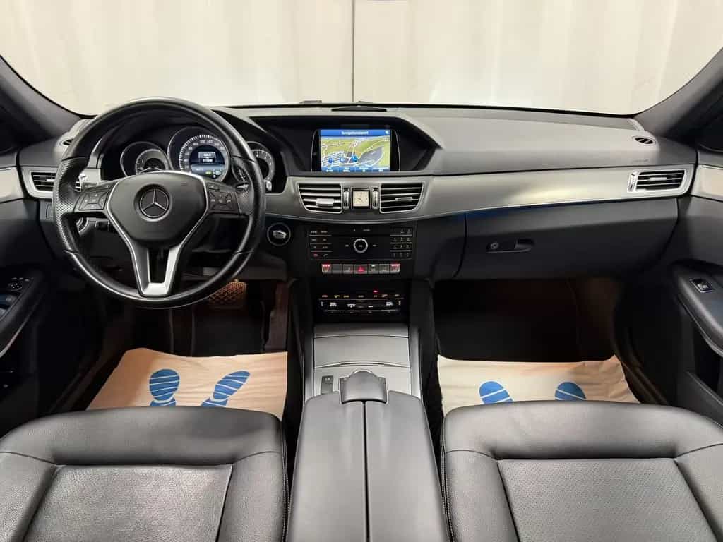 Mercedes-Benz E 200 T CGI BlueEff. Aut. Avantgarde LED 7-Sitze 06/2015-photo-11