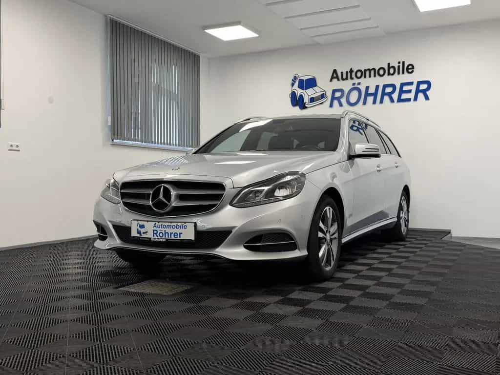 Mercedes-Benz E 200 T CGI BlueEff. Aut. Avantgarde LED 7-Sitze 06/2015-photo-28