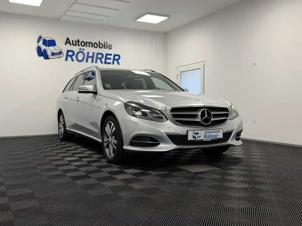 Mercedes-Benz E 200 T CGI BlueEff. Aut. Avantgarde LED 7-Sitze 06/2015-photo-29
