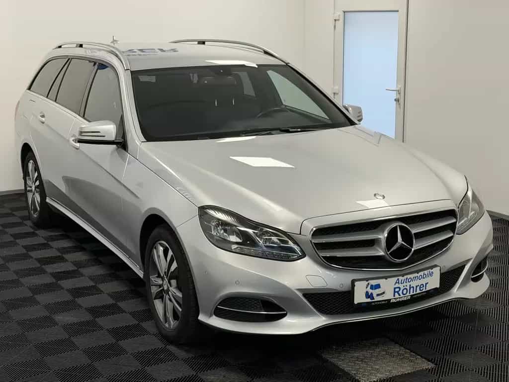 Mercedes-Benz E 200 T CGI BlueEff. Aut. Avantgarde LED 7-Sitze 06/2015-photo-3