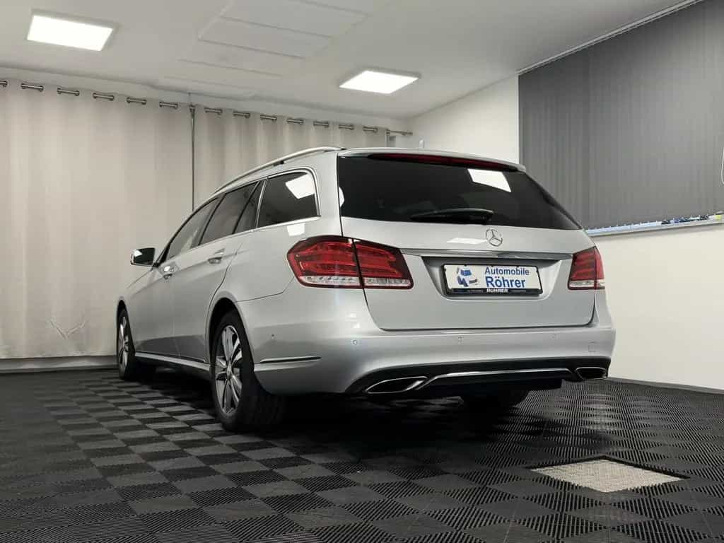 Mercedes-Benz E 200 T CGI BlueEff. Aut. Avantgarde LED 7-Sitze 06/2015-photo-31