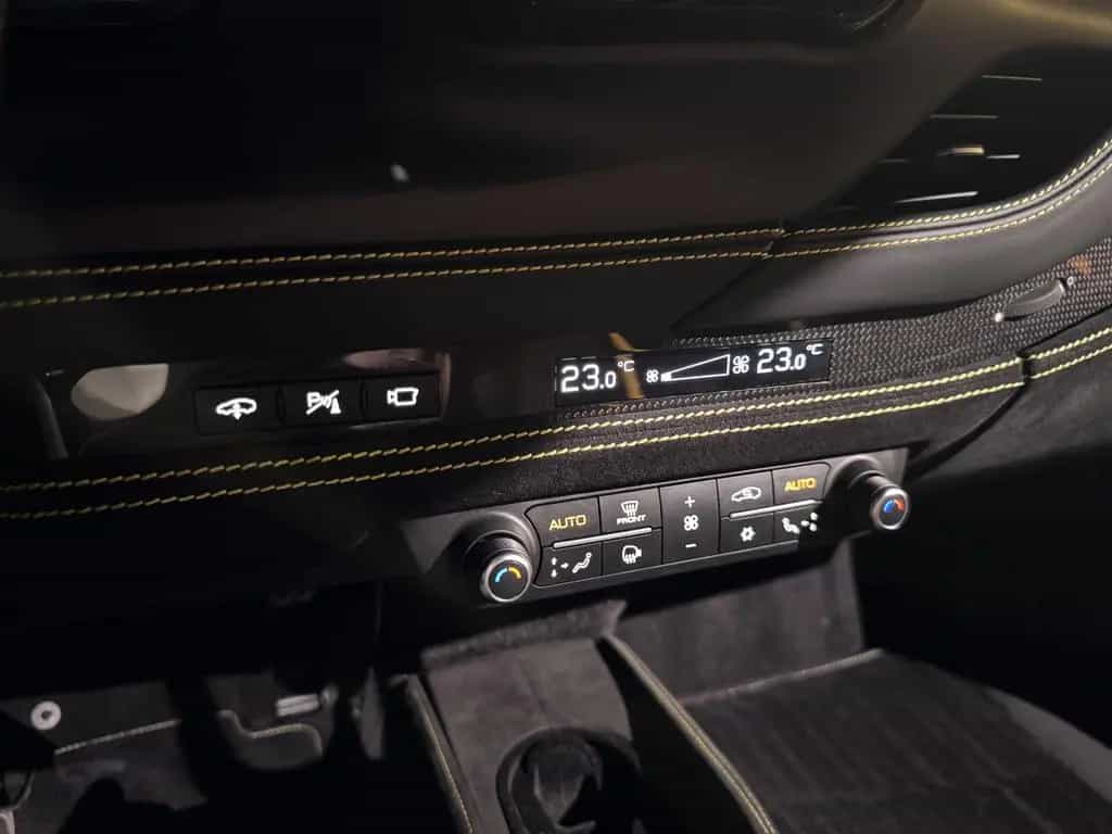 Ferrari F8 Tributo BRD*u-frei*Carbon*Lift*Racing Seats 09/2021-photo-18