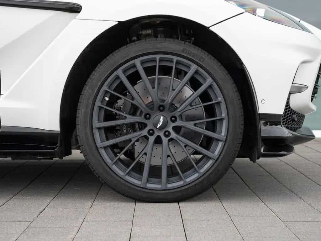 Aston Martin DBX 707 V8 4x4 11/2023-photo-13