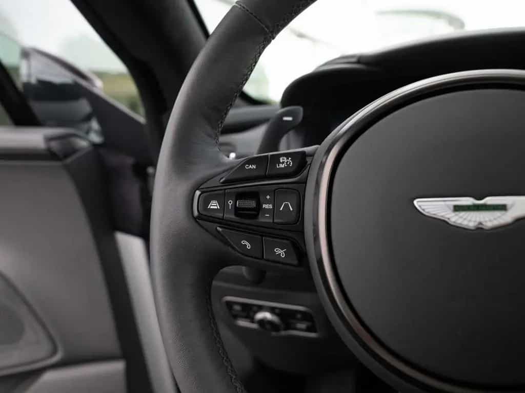 Aston Martin DBX 707 V8 4x4 11/2023-photo-27