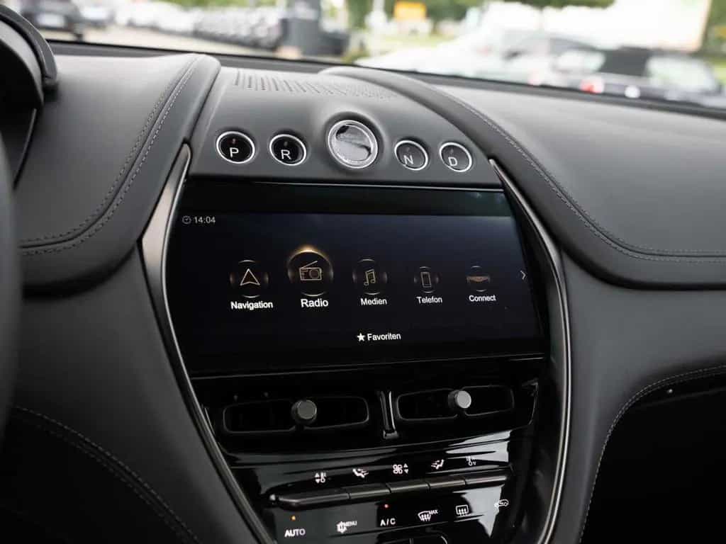 Aston Martin DBX 707 V8 4x4 11/2023-photo-32