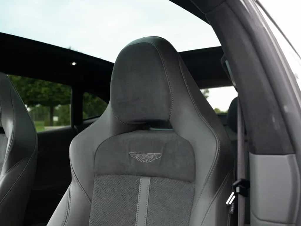 Aston Martin DBX 707 V8 4x4 11/2023-photo-4
