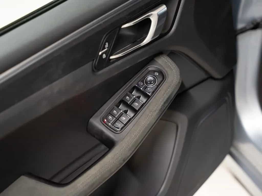 Porsche Macan GTS Abstandsregeltempostat Sport Chrono 12/2022-photo-20