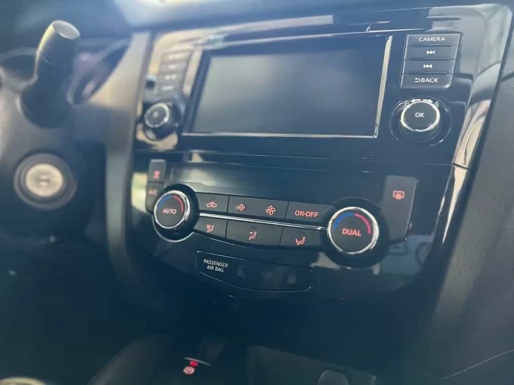 Nissan Qashqai 1.3 Acenta*Navi*Kamera*Tempomat* 01/2019-photo-13