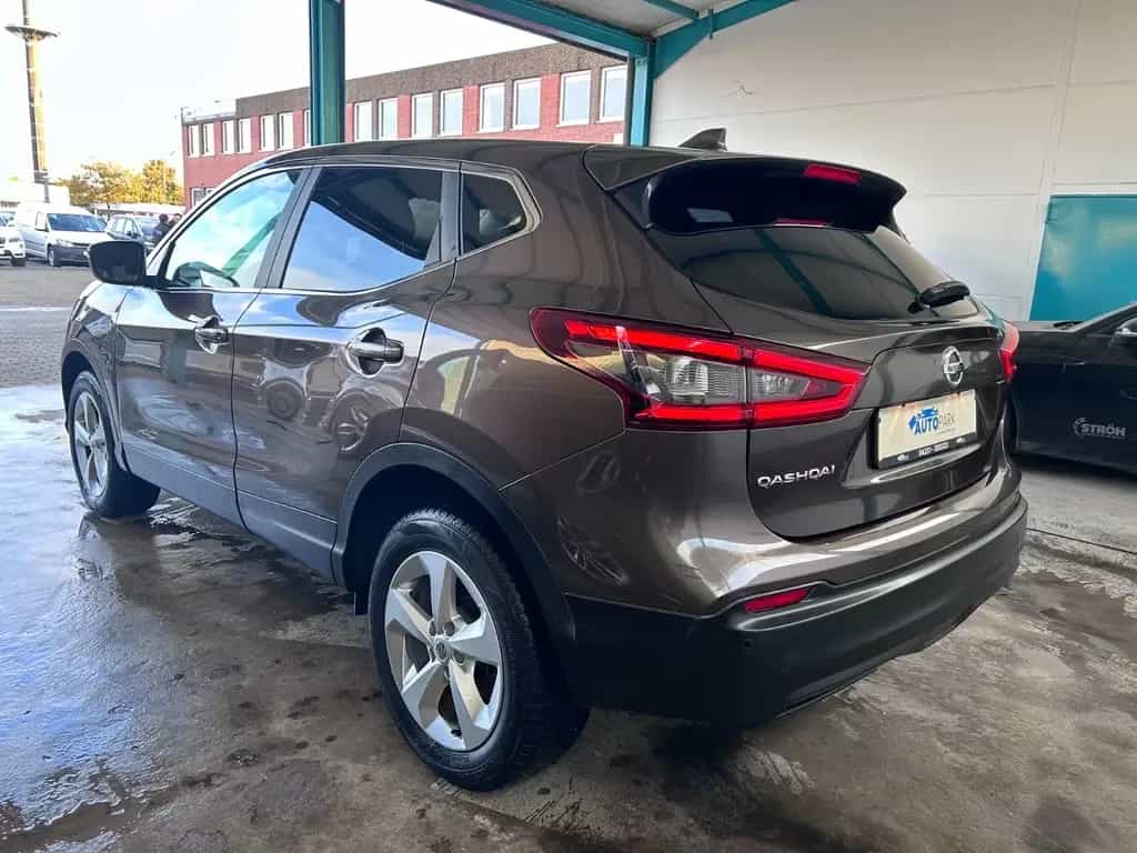 Nissan Qashqai 1.3 Acenta*Navi*Kamera*Tempomat* 01/2019-photo-2