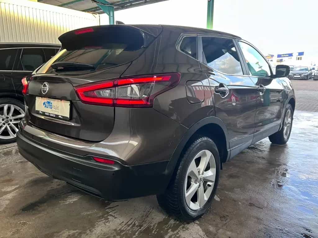 Nissan Qashqai 1.3 Acenta*Navi*Kamera*Tempomat* 01/2019-photo-3