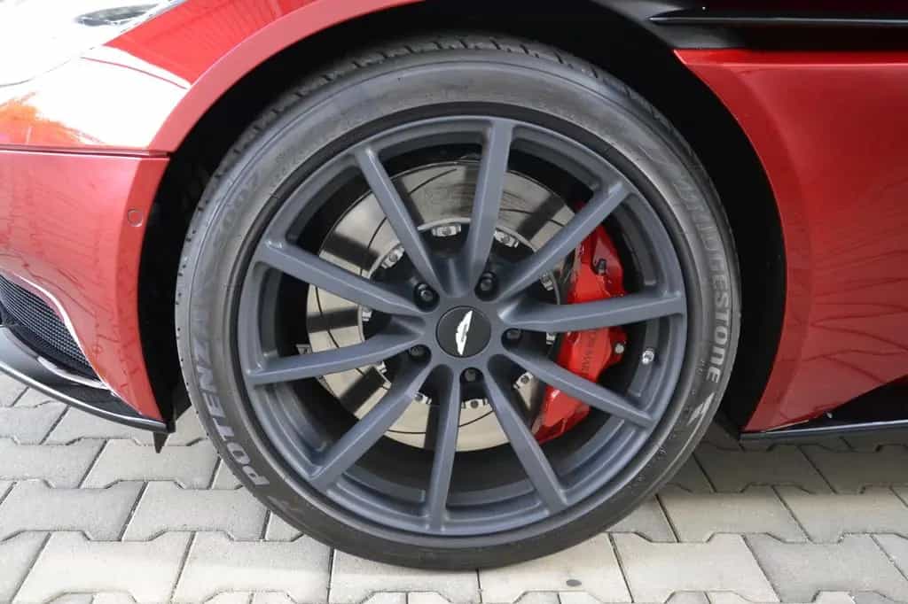 Aston Martin DB11 5.2 V12 AMR*PPF*360*MEMO* 08/2022-photo-29