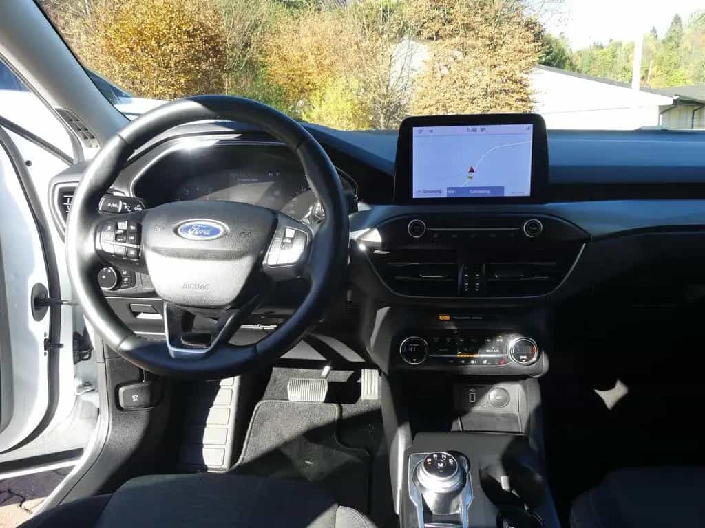 Ford Focus Turnier 1.5*Aut.*Klima*SHZ*LED*Nav*ACC*Kam 12/2019-photo-11