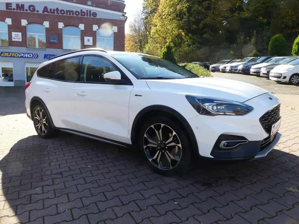 Ford Focus Turnier 1.5*Aut.*Klima*SHZ*LED*Nav*ACC*Kam 12/2019-photo-2
