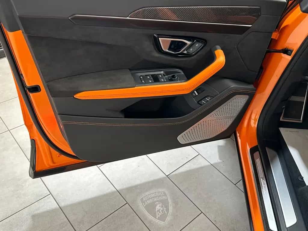 Lamborghini Urus NOVITEC 02/2023-photo-7