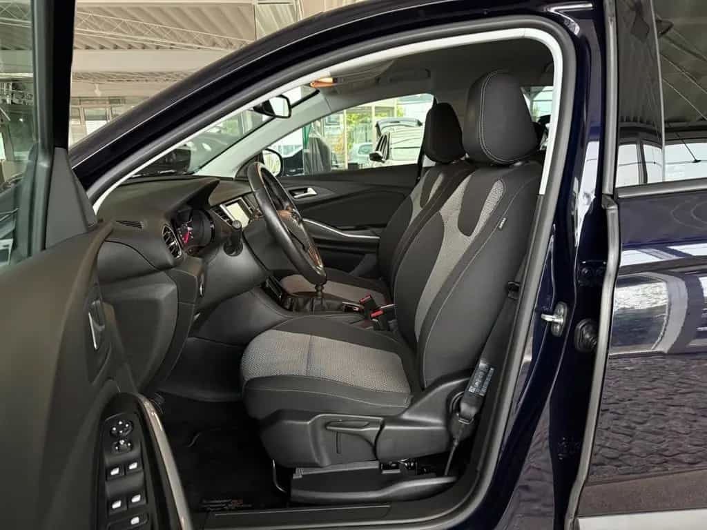 Opel Grandland 06/2019-photo-14